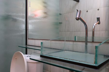 Apartamento à venda com 200m², 2 quartos e 3 vagas Apartamento à venda com 200m², 2 quartos e 3 vagasBanheiro
