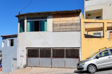 Fachada de apartamento à venda com 2 quartos, 200m² em Jardim Oliveiras, Taboão da Serra