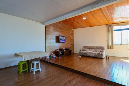 Apartamento à venda com 2 quartos, 200m² em Jardim Oliveiras, Taboão da Serra