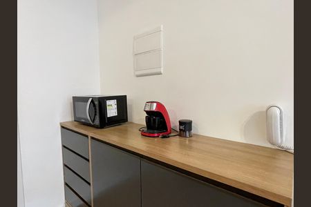 Cozinha de apartamento para alugar com 1 quarto, 25m² em Butantã, São Paulo
