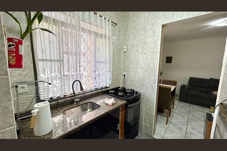 Cozinha de apartamento à venda com 2 quartos, 53m² em Jardim Flor da Montanha, Guarulhos