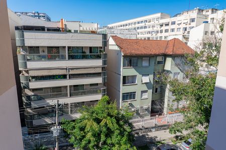 Apartamento à venda com 79m², 2 quartos e 1 vaga