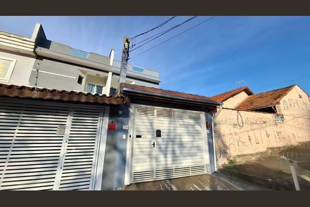 Fachada de casa à venda com 3 quartos, 110m² em Vila Alzira, Santo André