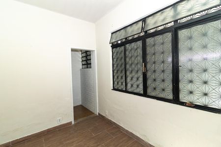 Sala de casa para alugar com 2 quartos, 55m² em Bangu, Rio de Janeiro