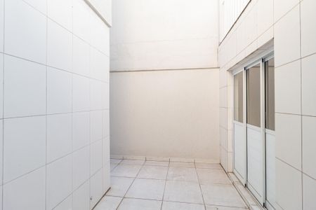 Área de serviço de casa à venda com 3 quartos, 179m² em Veloso, Osasco