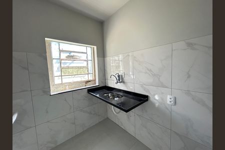 Cozinha de apartamento para alugar com 2 quartos, 50m² em Quintino Bocaiúva, Rio de Janeiro
