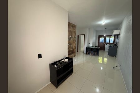 Sala de casa para alugar com 2 quartos, 55m² em Loteamento Jardim Timbaúva, Gravataí