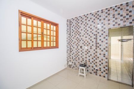 Sala de casa para alugar com 3 quartos, 210m² em Bento Ribeiro, Rio de Janeiro