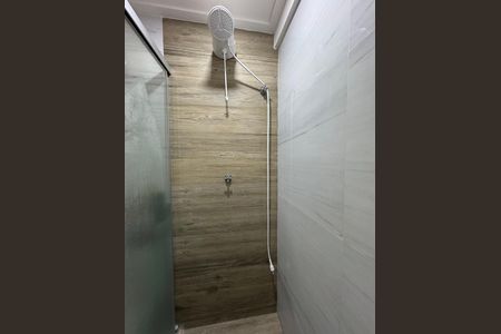 Apartamento para alugar com 80m², 3 quartos e 1 vaga Apartamento para alugar com 80m², 3 quartos e 1 vagaBanheiro da Suíte