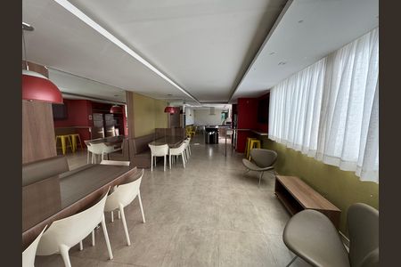 Apartamento para alugar com 80m², 3 quartos e 1 vaga Apartamento para alugar com 80m², 3 quartos e 1 vagaÁrea comum - Salão de festas