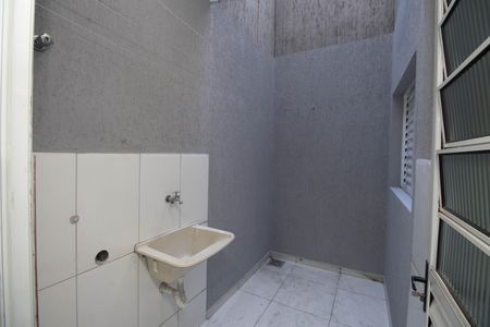 Área de Serviço de apartamento para alugar com 1 quarto, 35m² em Vila Nova Galvão, São Paulo