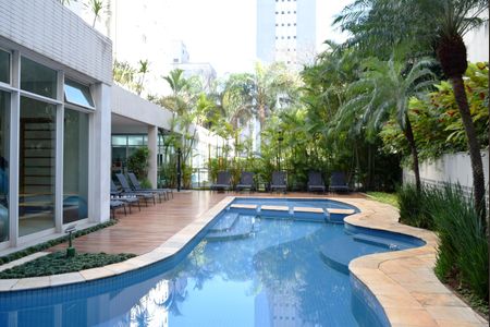 Apartamento à venda com 215m², 3 quartos e 4 vagasPiscina