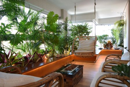 Apartamento à venda com 215m², 3 quartos e 4 vagasVaranda