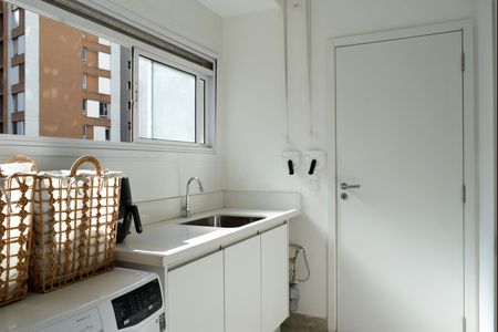 Área de Serviço de apartamento à venda com 3 quartos, 215m² em Paraíso, São Paulo