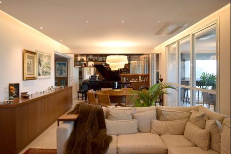 Apartamento à venda com 3 quartos, 215m² em Paraíso, São Paulo