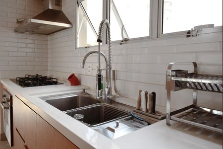 Apartamento à venda com 215m², 3 quartos e 4 vagasCozinha