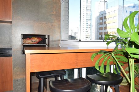 Apartamento à venda com 215m², 3 quartos e 4 vagasChurrasqueira da Varanda