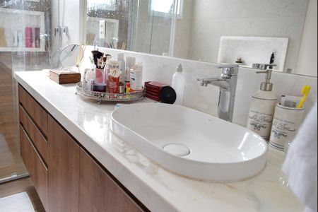 Apartamento à venda com 215m², 3 quartos e 4 vagasBanheiro da Suíte