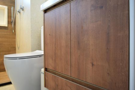 Apartamento à venda com 215m², 3 quartos e 4 vagasBanheiro 2 da Suíte