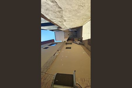 Casa à venda com 180m², 2 quartos e 2 vagas