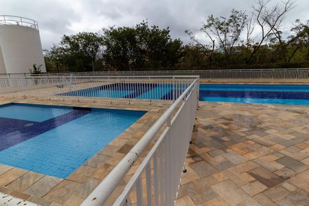 Apartamento à venda com 45m², 2 quartos e 1 vaga Apartamento à venda com 45m², 2 quartos e 1 vagaÁrea comum - Piscina