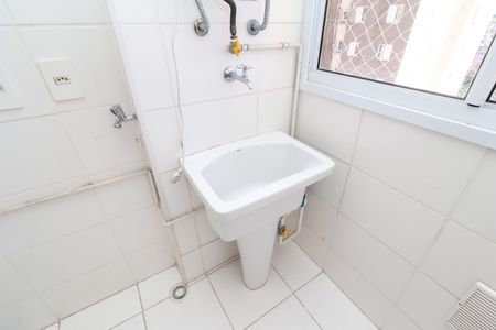 Apartamento à venda com 45m², 2 quartos e 1 vaga Apartamento à venda com 45m², 2 quartos e 1 vagaCozinha e Área de Serviço