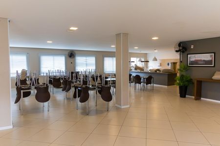 Apartamento à venda com 45m², 2 quartos e 1 vaga Apartamento à venda com 45m², 2 quartos e 1 vagaÁrea comum - Salão de festas