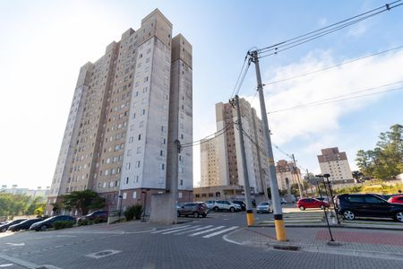 Apartamento à venda com 45m², 2 quartos e 1 vaga Apartamento à venda com 45m², 2 quartos e 1 vagaEstacionamento
