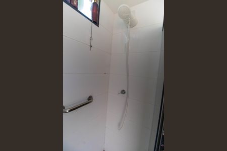 Casa de condomínio à venda com 189m², 3 quartos e 2 vagas Casa de condomínio à venda com 189m², 3 quartos e 2 vagasBanheiro Externo