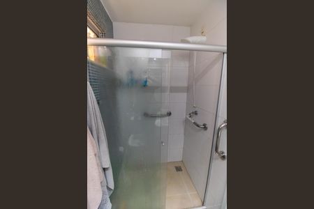 Casa de condomínio à venda com 189m², 3 quartos e 2 vagas Casa de condomínio à venda com 189m², 3 quartos e 2 vagasBanheiro