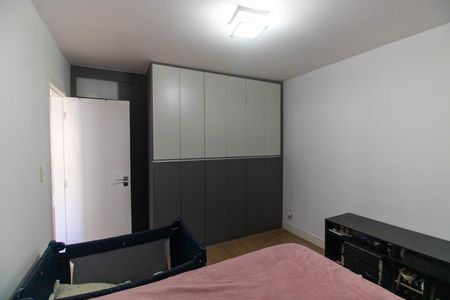 Casa de condomínio à venda com 189m², 3 quartos e 2 vagas Casa de condomínio à venda com 189m², 3 quartos e 2 vagasSuíte