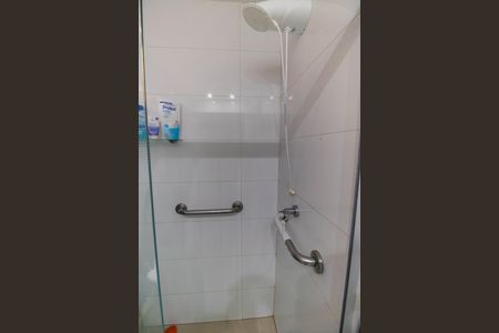Casa de condomínio à venda com 189m², 3 quartos e 2 vagas Casa de condomínio à venda com 189m², 3 quartos e 2 vagasBanheiro