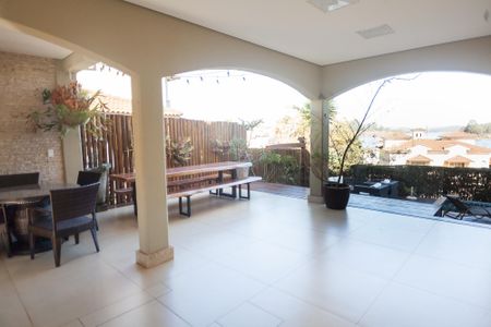 Casa de condomínio à venda com 340m², 3 quartos e 3 vagas Casa de condomínio à venda com 340m², 3 quartos e 3 vagasGaragem / espço gourmet