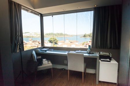 Casa de condomínio à venda com 340m², 3 quartos e 3 vagas Casa de condomínio à venda com 340m², 3 quartos e 3 vagashome office suite 2 - master