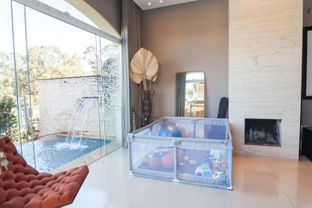Casa de condomínio à venda com 340m², 3 quartos e 3 vagas Casa de condomínio à venda com 340m², 3 quartos e 3 vagassala