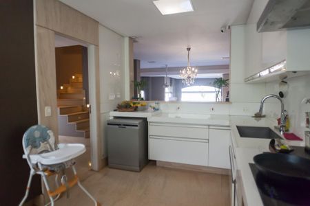 Casa de condomínio à venda com 340m², 3 quartos e 3 vagas Casa de condomínio à venda com 340m², 3 quartos e 3 vagasCozinha