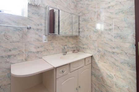 Apartamento à venda com 70m², 2 quartos e sem vaga Apartamento à venda com 70m², 2 quartos e sem vagaBanheiro