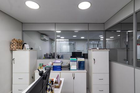 Casa para alugar com 200m², 2 quartos e 2 vagas Casa para alugar com 200m², 2 quartos e 2 vagasSala 5