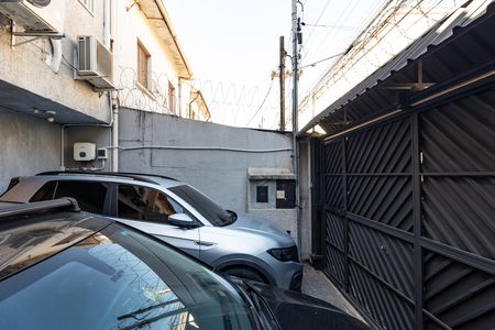 Casa para alugar com 200m², 2 quartos e 2 vagas Casa para alugar com 200m², 2 quartos e 2 vagasGaragem