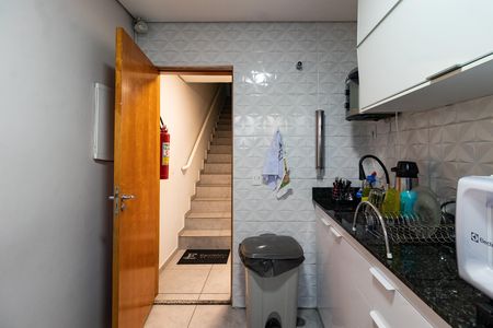 Casa para alugar com 200m², 2 quartos e 2 vagas Casa para alugar com 200m², 2 quartos e 2 vagasCozinha
