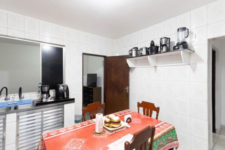 Cozinha  de casa para alugar com 1 quarto, 127m² em Jardim Recanto Verde, São Paulo
