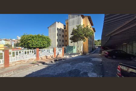 Área comum de apartamento para alugar com 2 quartos, 45m² em Conjunto Habitacional Fazenda do Carmo, São Paulo