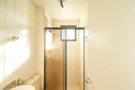 Apartamento para alugar com 46m², 2 quartos e 1 vaga Apartamento para alugar com 46m², 2 quartos e 1 vagaBanheiro