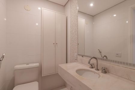 Apartamento para alugar com 62m², 3 quartos e 1 vaga Apartamento para alugar com 62m², 3 quartos e 1 vagaBanheiro da Suíte
