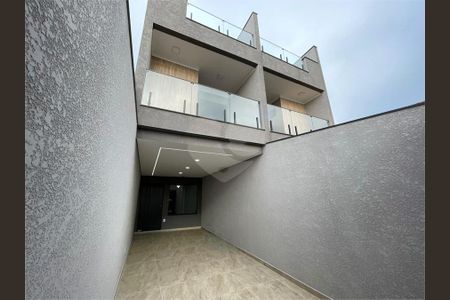Casa à venda com 3 quartos, 178m² em Vila Carrão, São Paulo