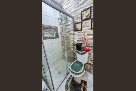 Casa à venda com 60m², 2 quartos e sem vaga Casa à venda com 60m², 2 quartos e sem vagaBanheiro 1