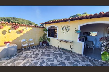 Terraço de casa à venda com 2 quartos, 60m² em Irajá, Rio de Janeiro