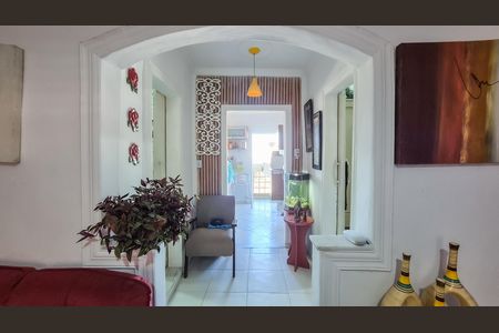 Casa à venda com 60m², 2 quartos e sem vaga Casa à venda com 60m², 2 quartos e sem vagaCorredor
