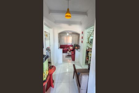 Casa à venda com 60m², 2 quartos e sem vaga Casa à venda com 60m², 2 quartos e sem vagaCorredor