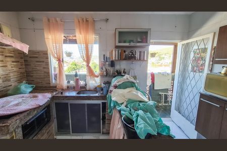 Casa à venda com 60m², 2 quartos e sem vaga Casa à venda com 60m², 2 quartos e sem vagaCozinha